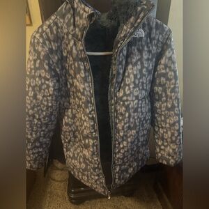 THE NORTH FACE GIRLS PRINTED REVERSIBLE MOSSBUD SWIRL JACKET YOUTH SZ SMALL 7-8